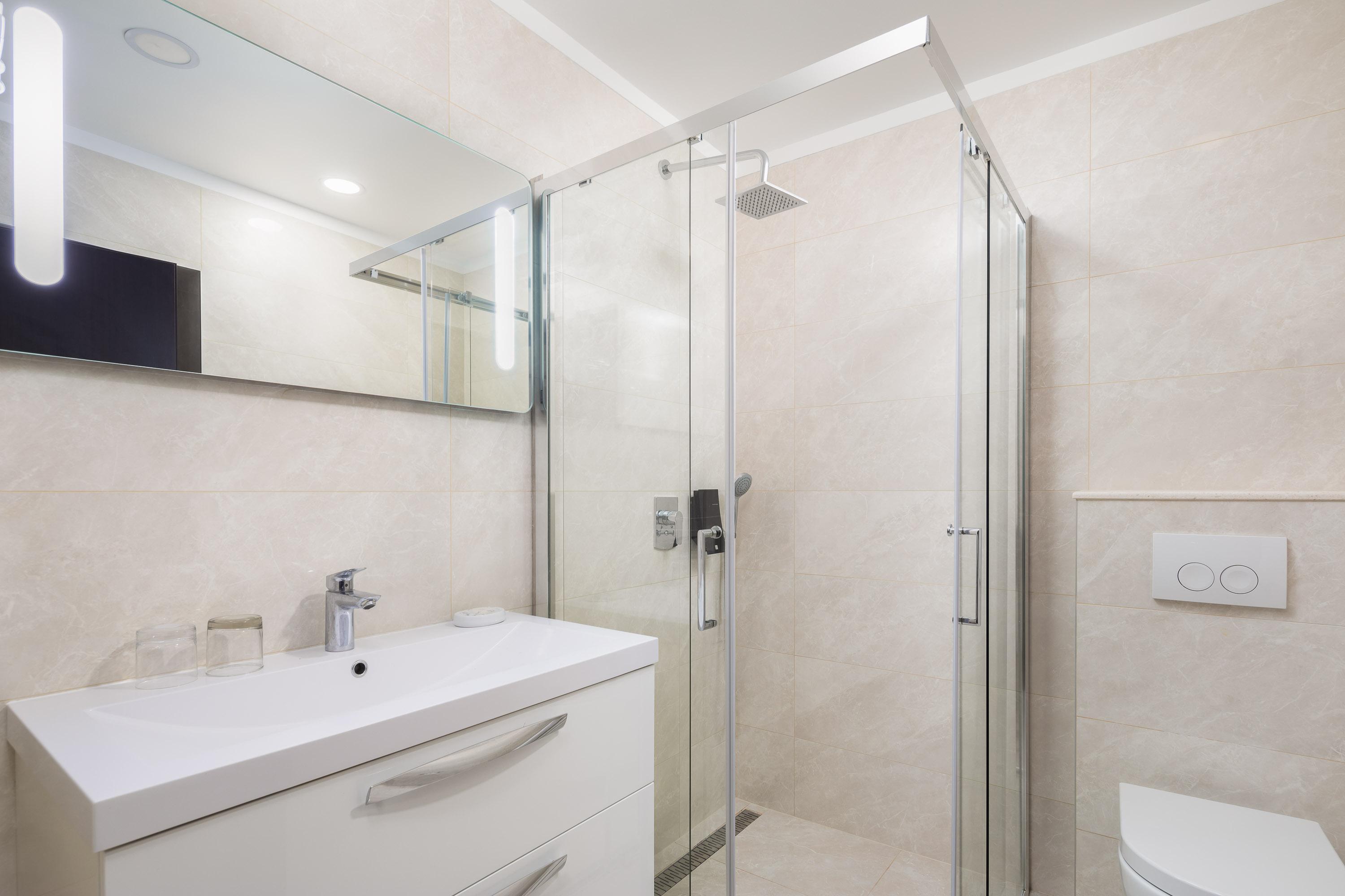 Le Premier Luxury Rooms Split Exteriör bild