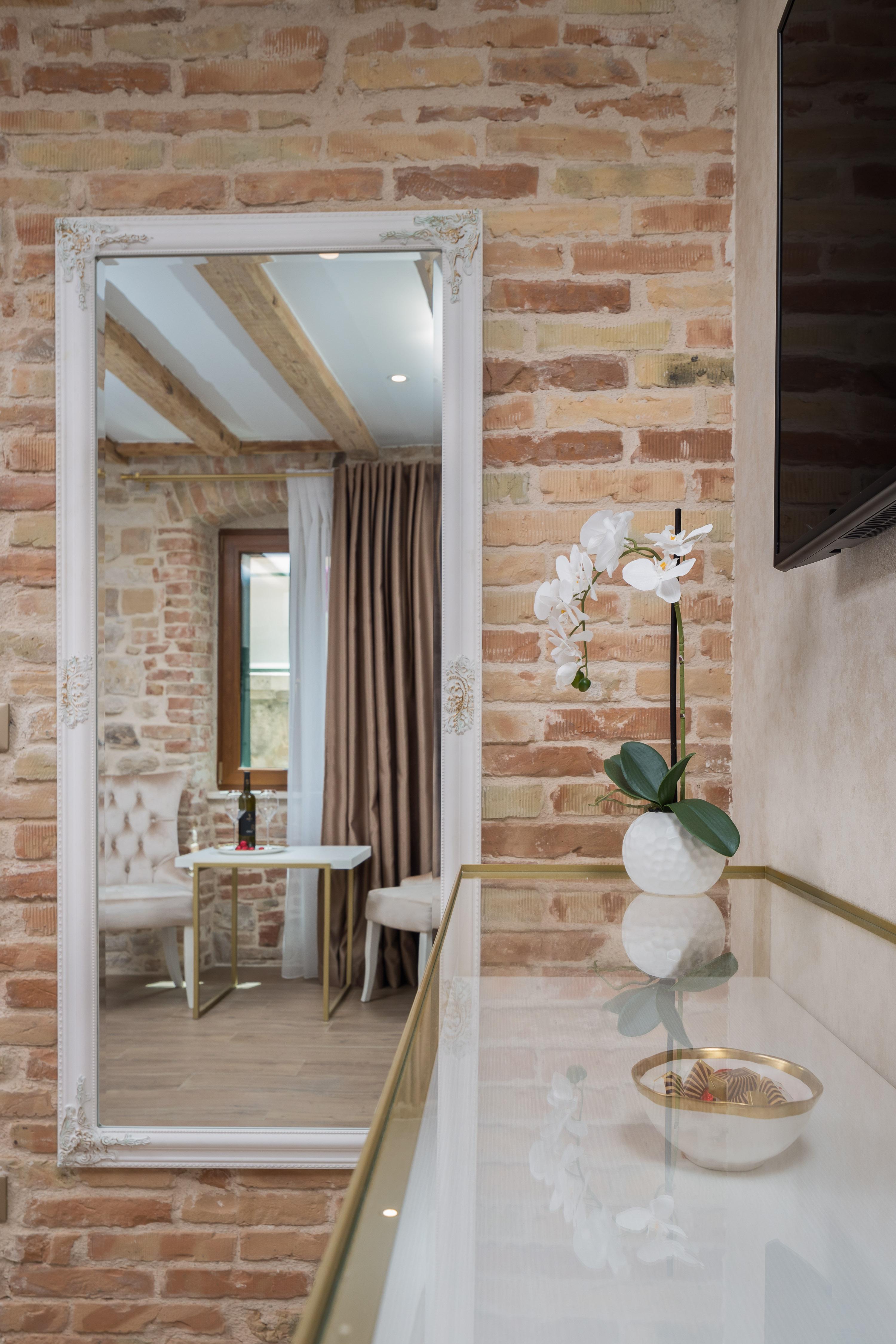 Le Premier Luxury Rooms Split Exteriör bild